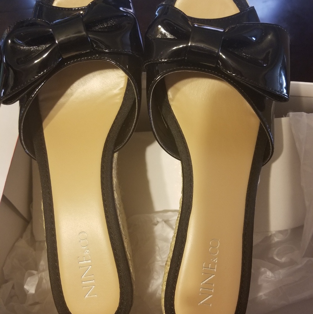 Peep toe wedge sandle